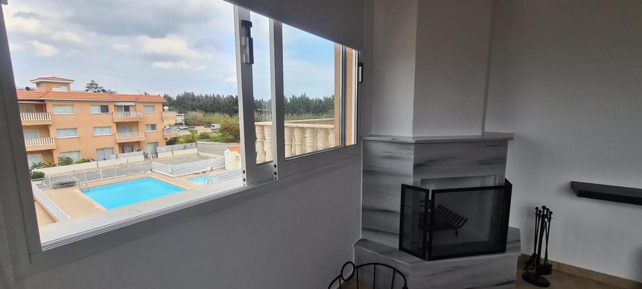 Phaedrus Living Cityview Luxury Flat Walnut Grove Paphos Exterior photo