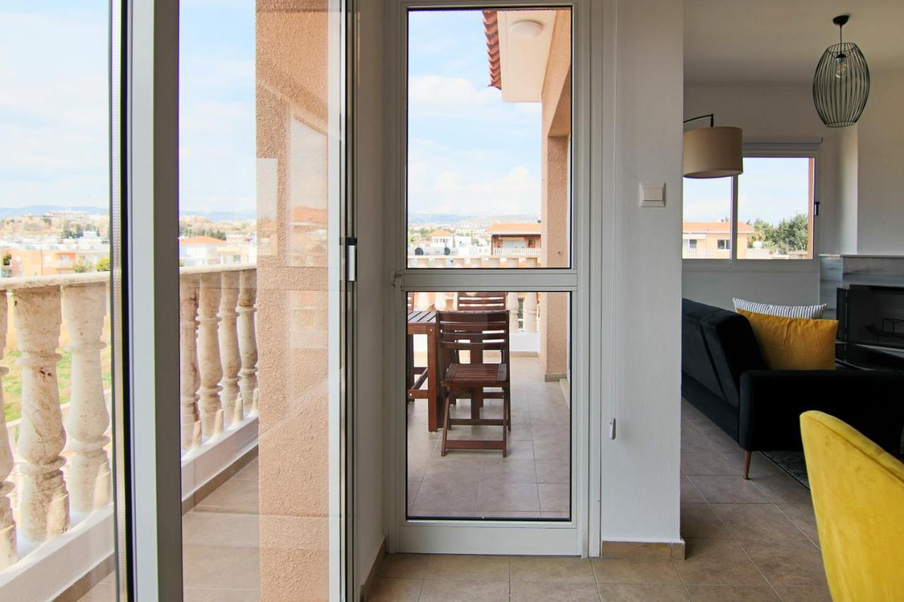 Phaedrus Living Cityview Luxury Flat Walnut Grove Paphos Exterior photo
