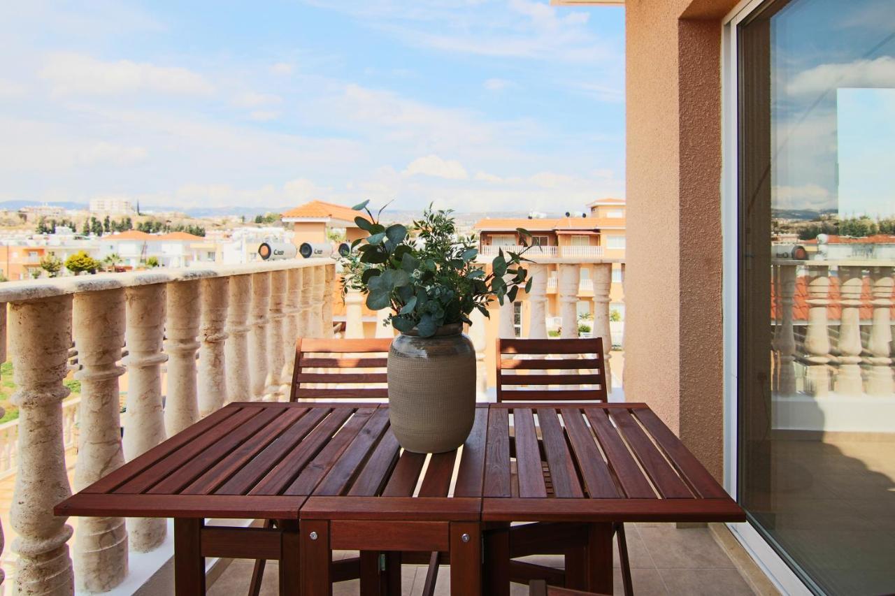 Phaedrus Living Cityview Luxury Flat Walnut Grove Paphos Exterior photo