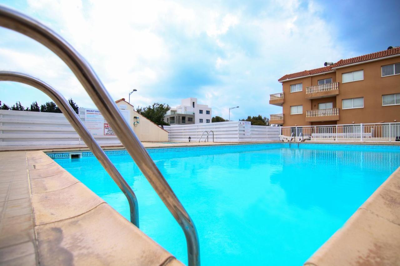 Phaedrus Living Cityview Luxury Flat Walnut Grove Paphos Exterior photo